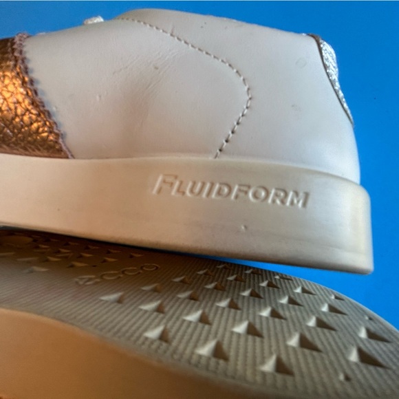 Ecco Street Lite Retro Women's Lace Up Leather Sneakers White, Bronze & Silver - Picture 10 of 10